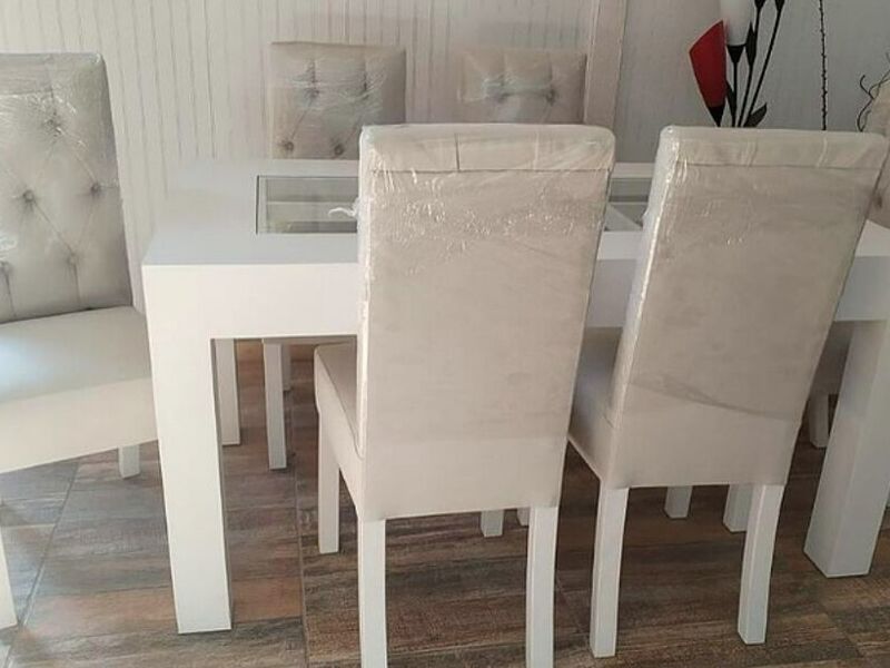 Comedor blanco Chile
