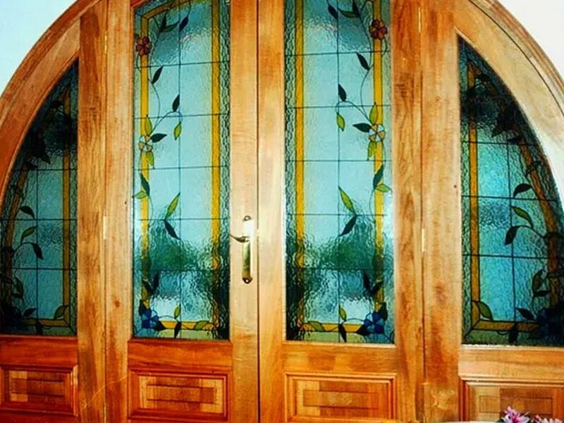 Puerta de madera lenga Chile