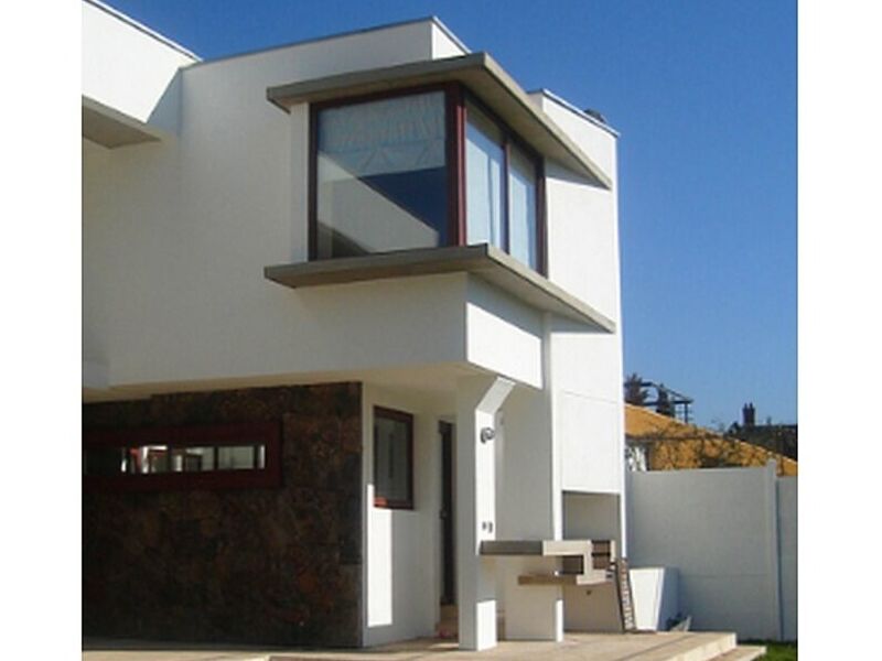 CASA IZURIETA CHILE