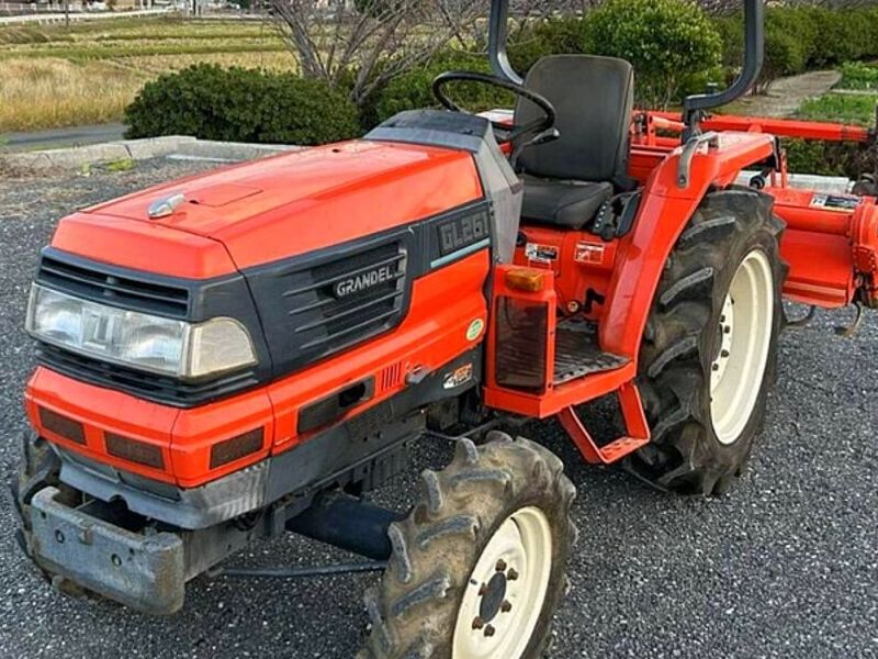 MINI TRACTOR KUBOTA GL261
