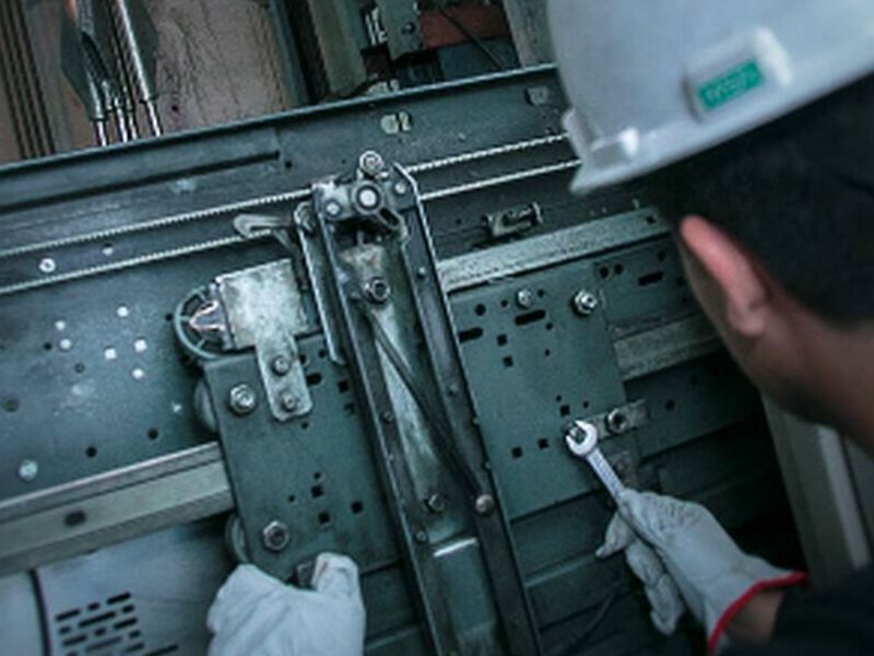 Reparación puertas ascensores Chile