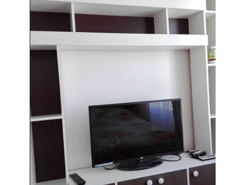 Rack's Modular Chocolate TV Chile
