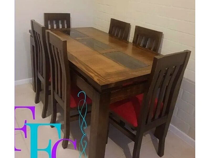 Comedor color chocolate