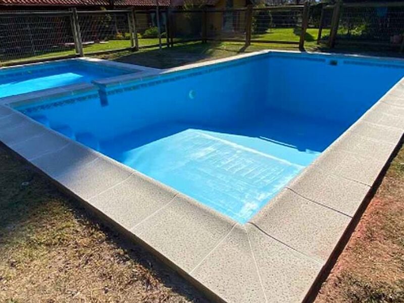 Bordes piscina Antofagasta