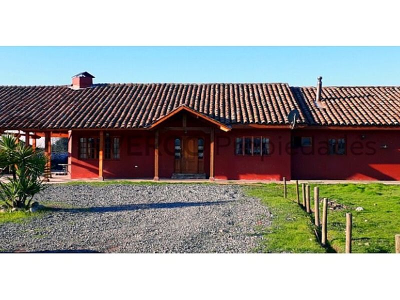 Casa Roja Un Piso Chile