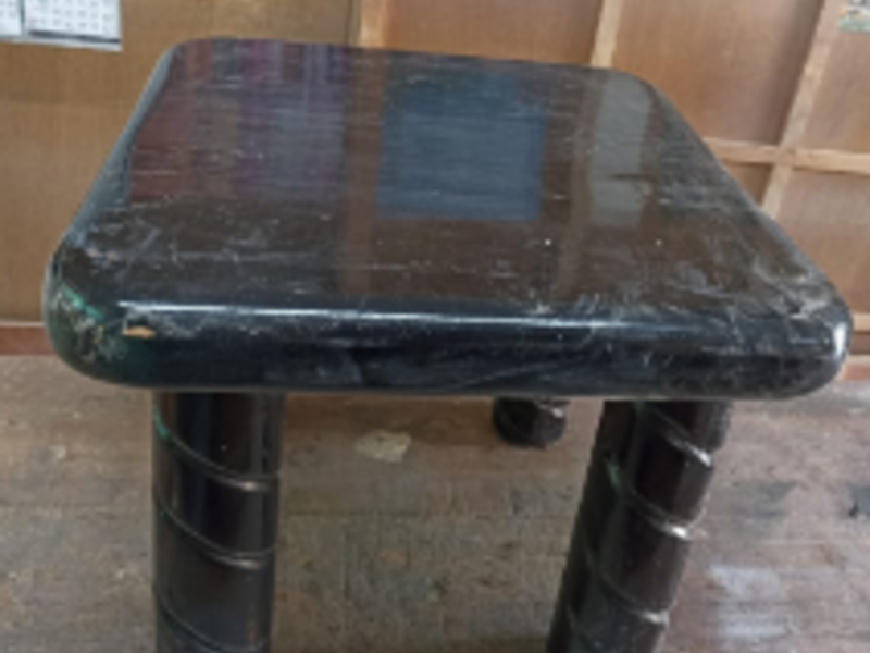 Mesón de Mármol Negro  