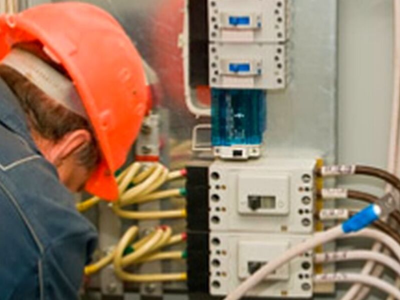 Revisión eléctrica Chile
