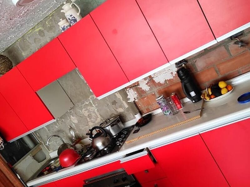 Mueble cocina rojo Chile