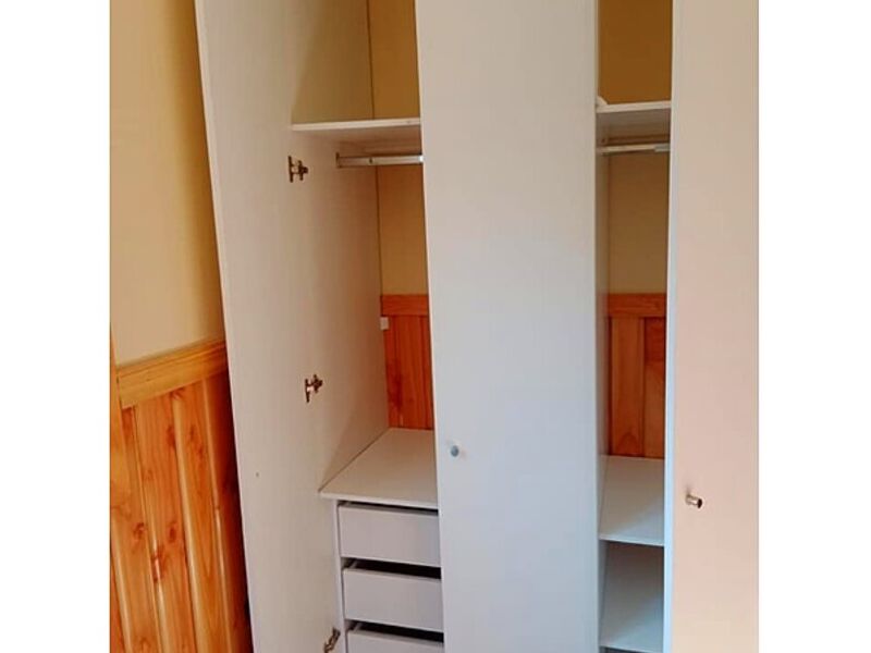 Closet blanco MTK Chile 