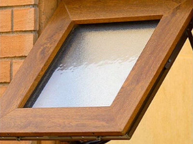 Ventana proyectante Chile