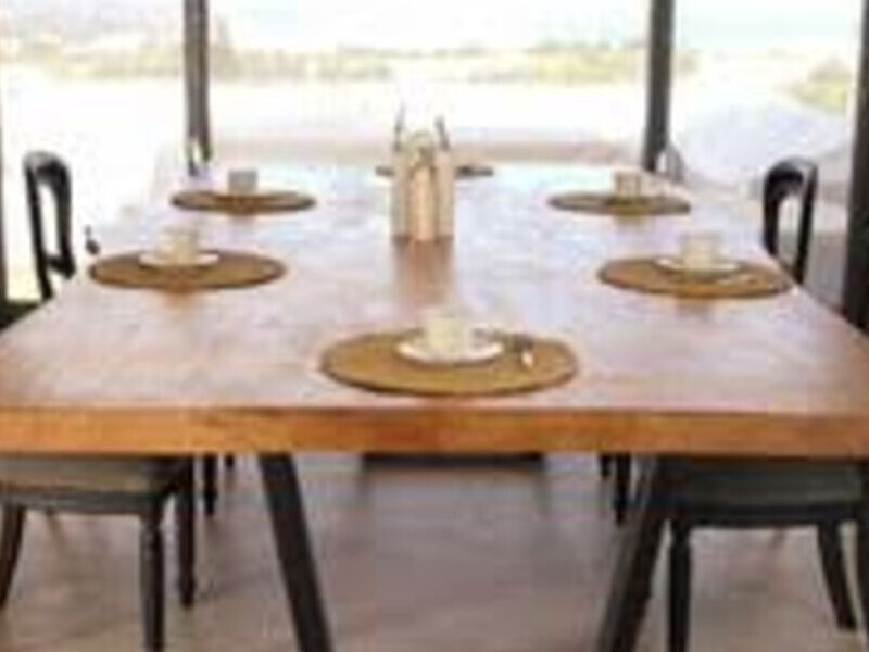 Mesa comedor Cachagua Chile