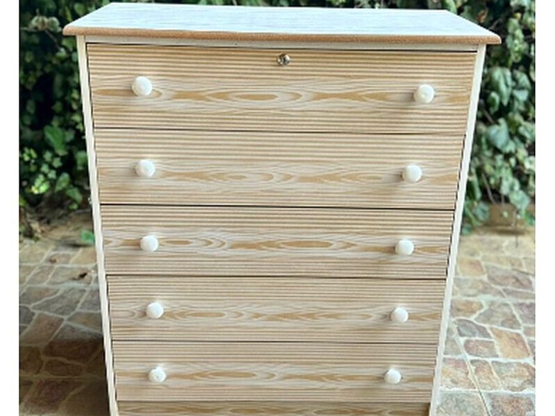 Cómoda massis blanca El Quisco