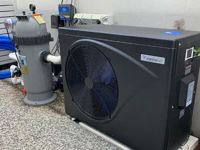 Instalación bomba de calor para piscina Chile 