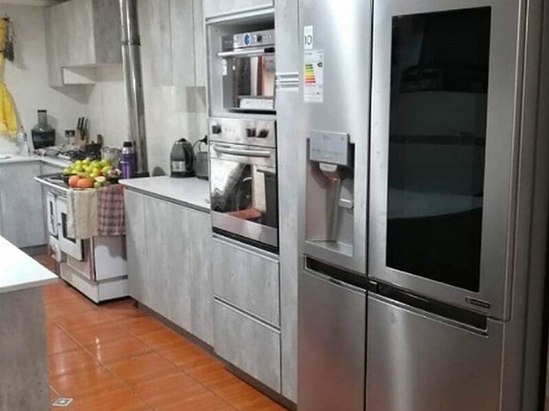 Muebles color concreto Chile