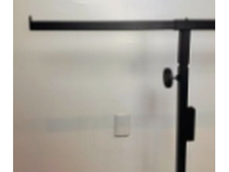 BARRA EXTENSIBLE NEGRO PERCHERO Chile