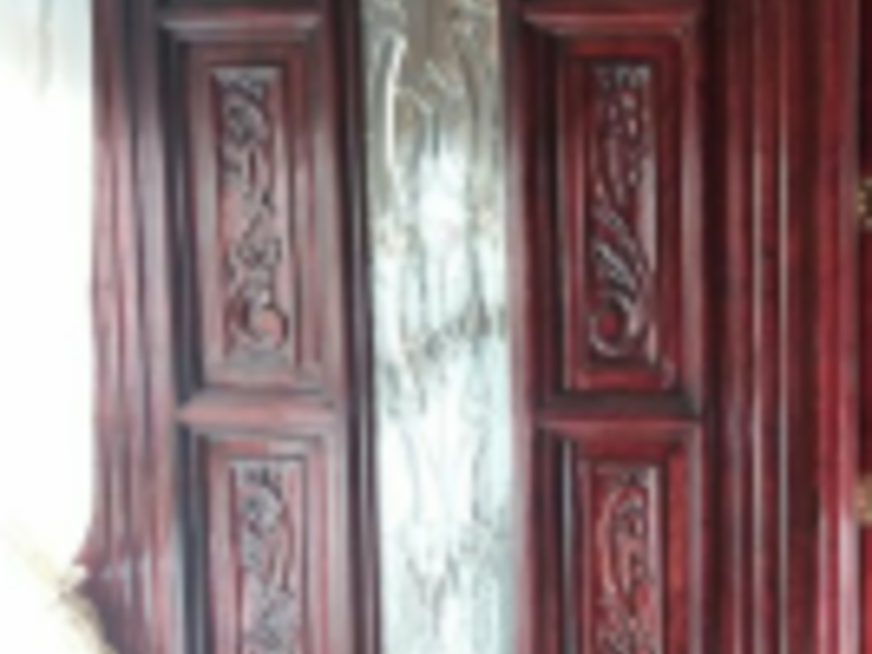 Puerta de Madera Rústica Concepción