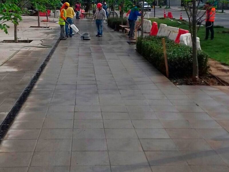 Construcción veredas  Calma 