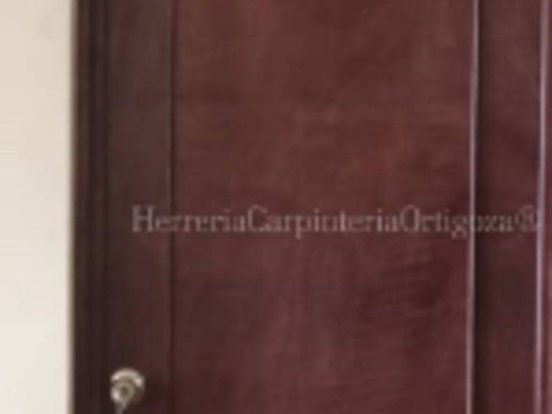 Puerta de Madera Osorno