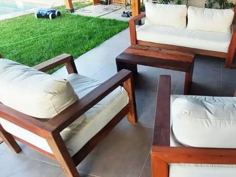 SOFA  Engomada  CHILE