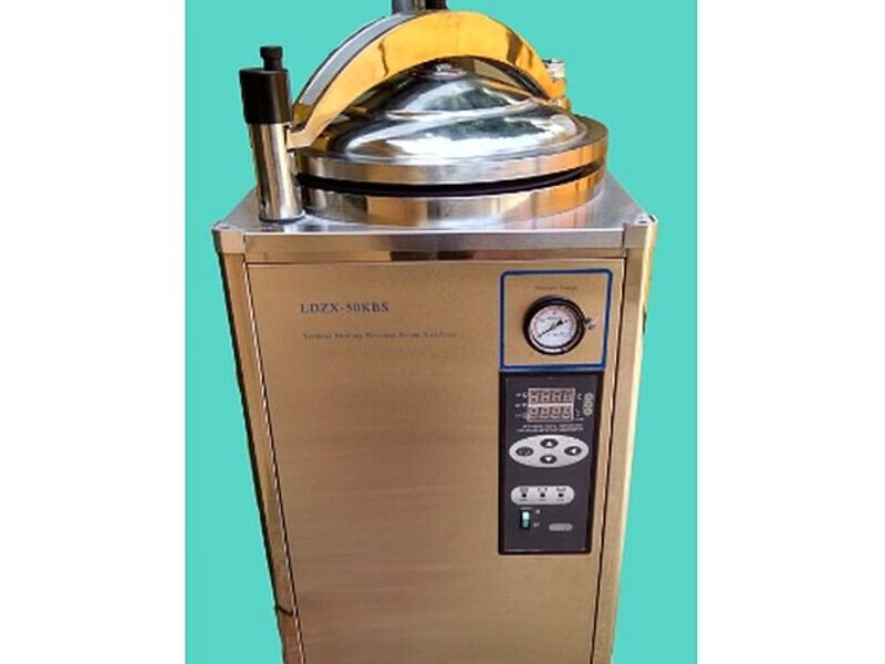AUTOCLAVE VERTICAL MICROPROCESADA Macul