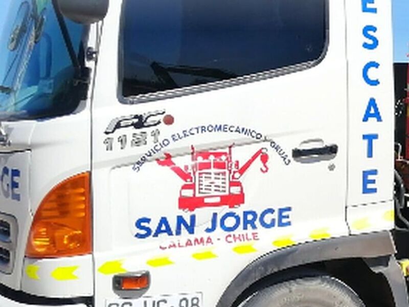 Grua Hino 500 Chile