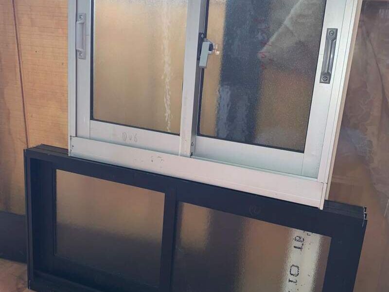 Ventana corrediza baño