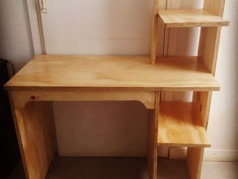 Escritorio MULCHEN