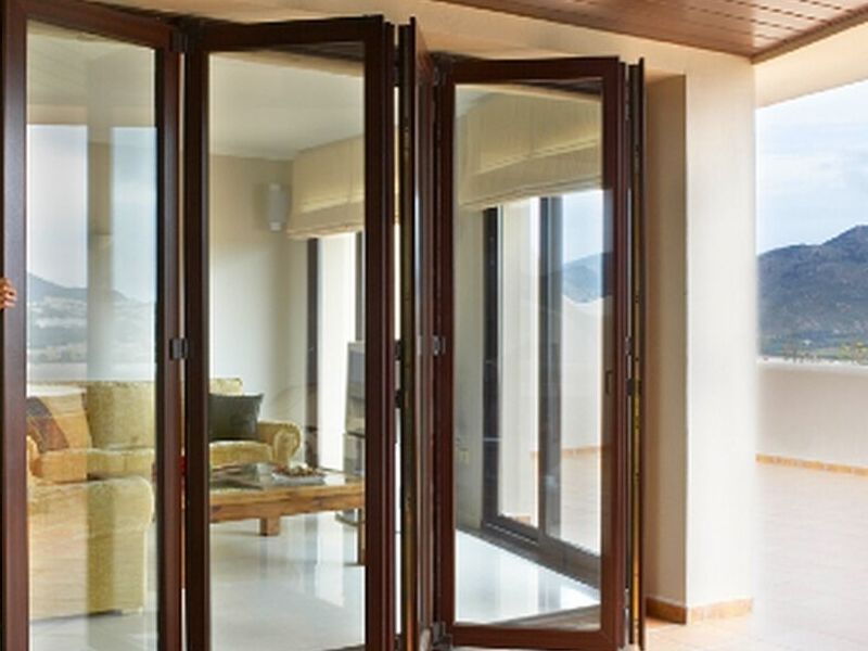 Puerta plegable Chile