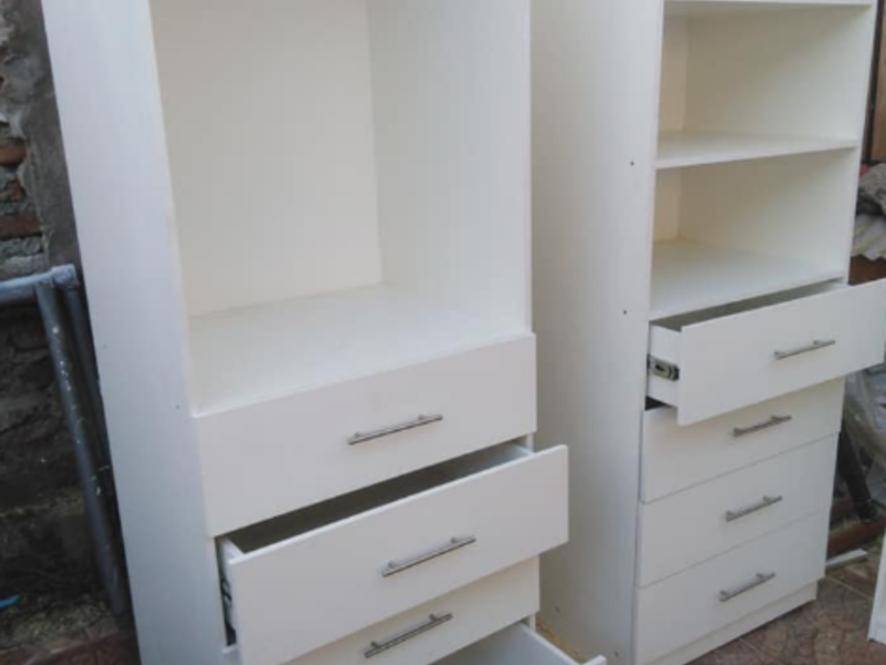 CLOSET CHILE