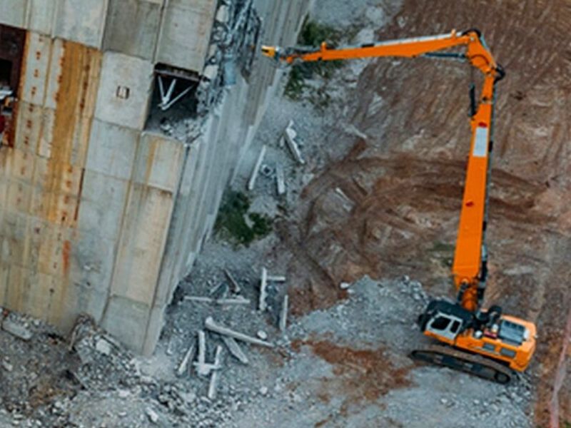 Demolición Muros Chile