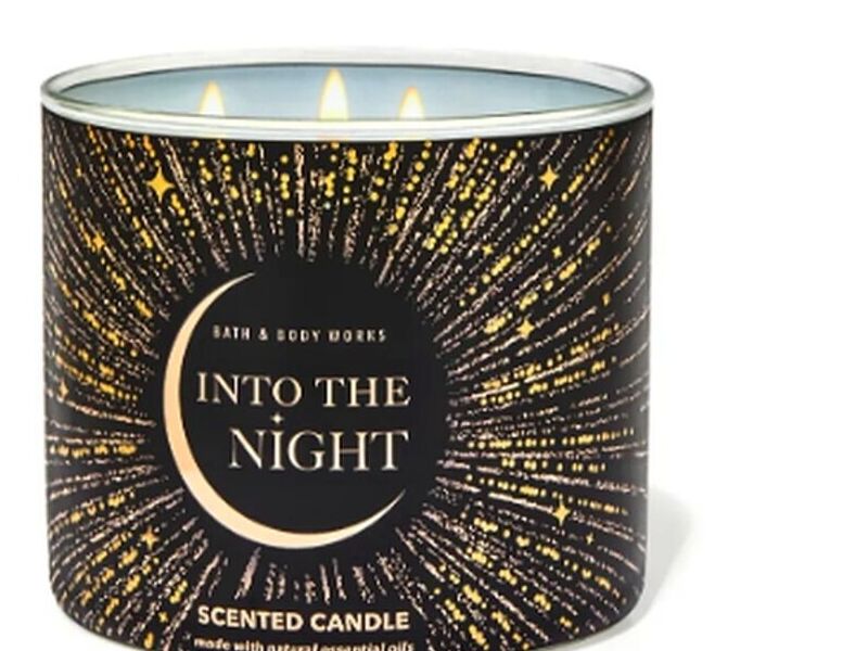  Into The Night 