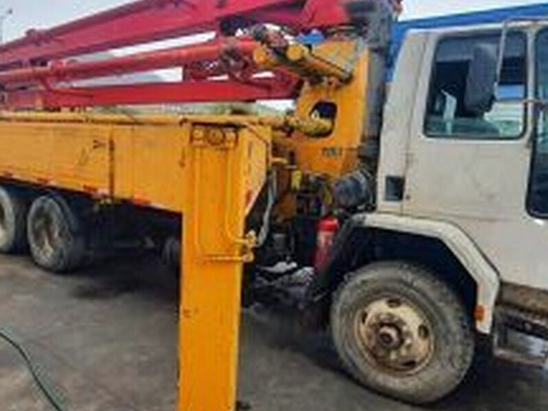 Bomba Telescopica schwing 28 mts Chile