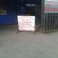 Vidriería y Aluminios Medel