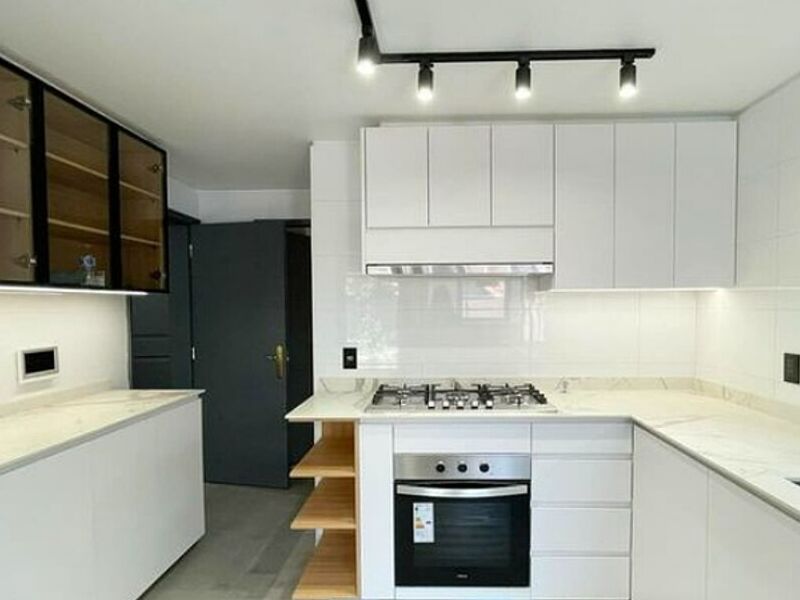 Cocina blanca Chile
