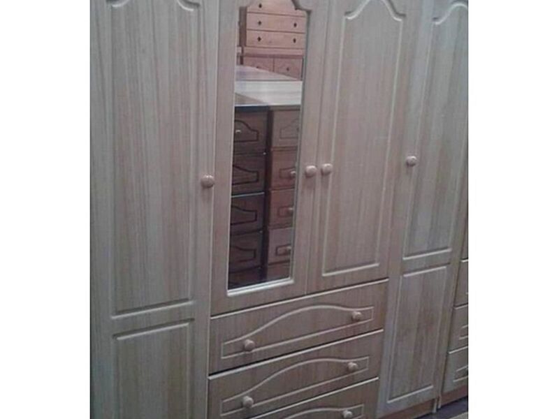 Closet 4 puertas SANTIAGO