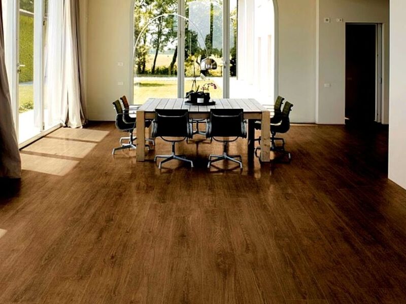 Piso laminado pino Chile