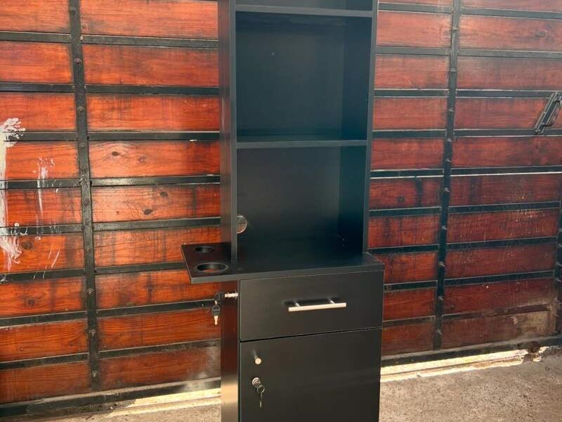 MUEBLE PARA BARBERÍA Chile