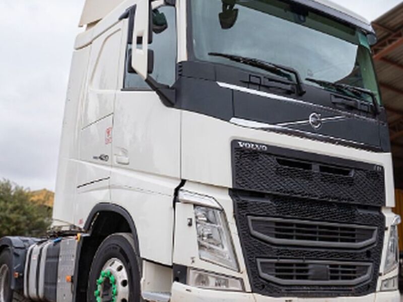2021 Tractocamión Volvo FH420 Chile 