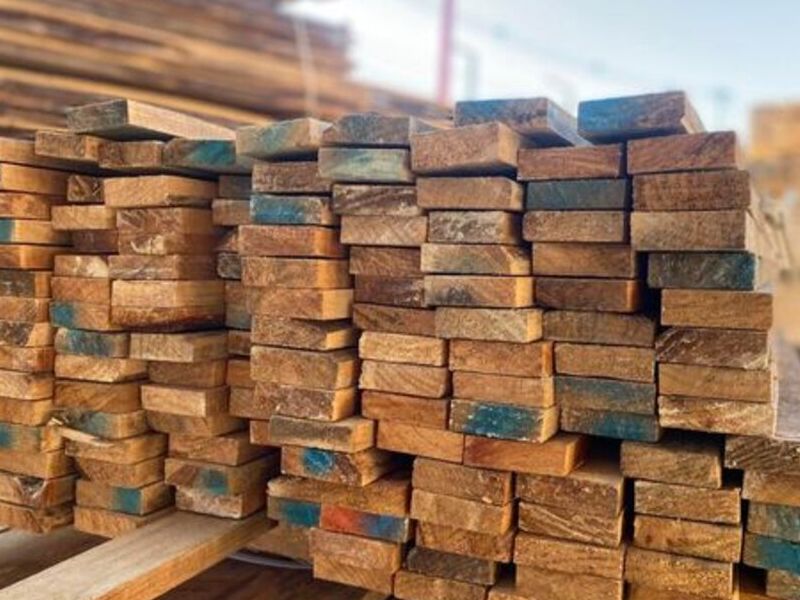 Tabla en variedad de madera Chile