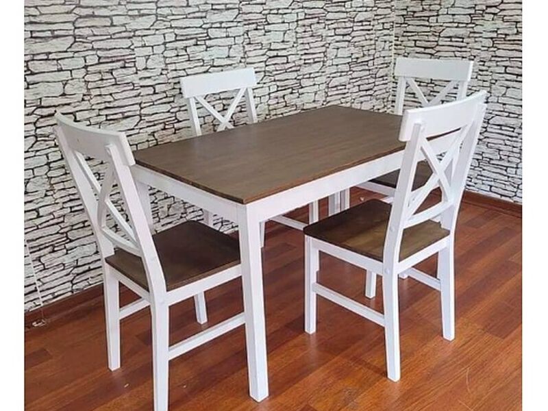 mesa pequeña comedor La Serena