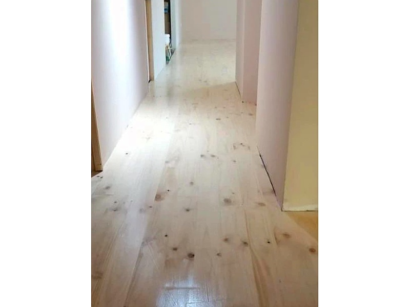 Piso madera barniz