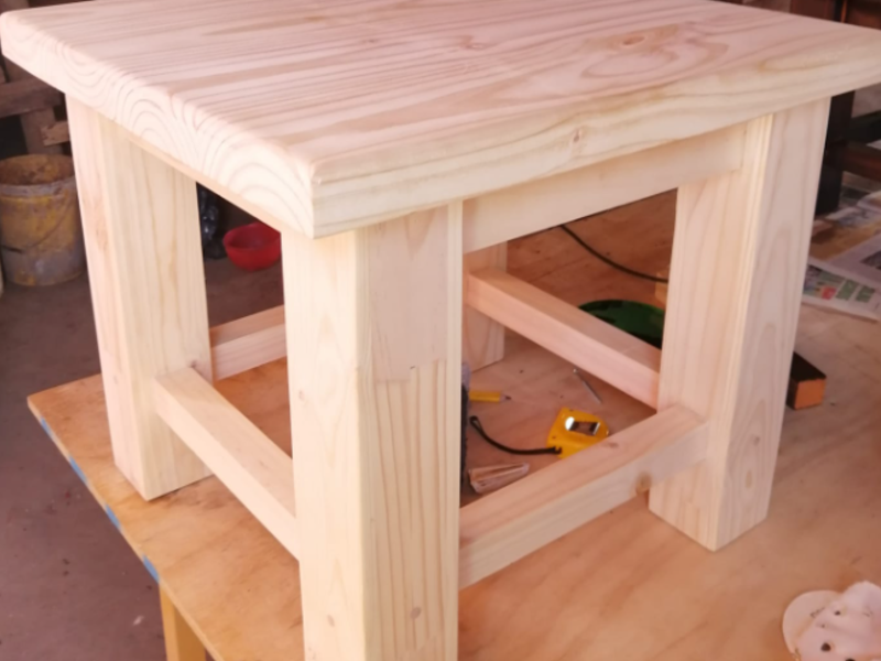 mesa pequeña madera Chile
