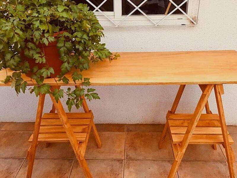Mesa caballetes de jardín