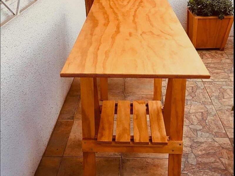 Mesa decorativa para jardín