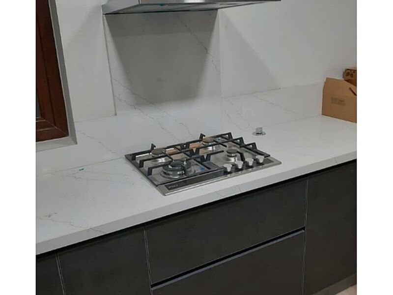 Cubiertas cocina en cuarzo calacatta Santiago