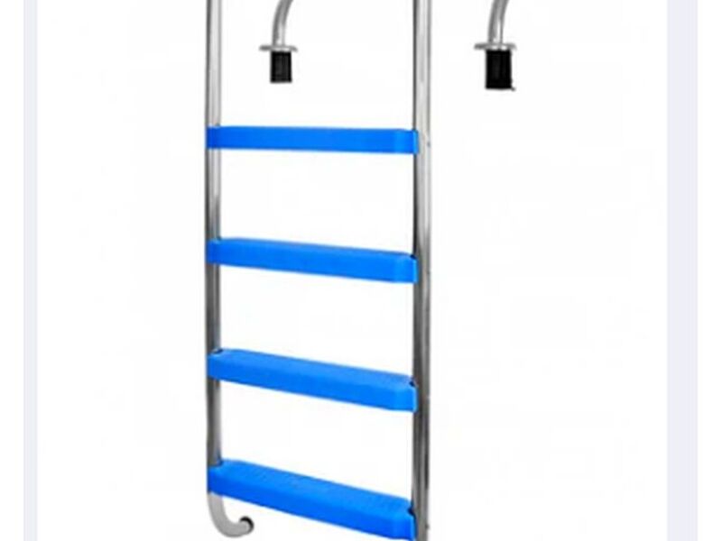 Escalera 4 peldaños Plastico Chile