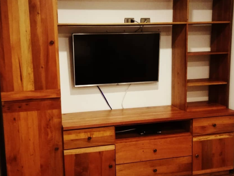 rack tv madera Chile