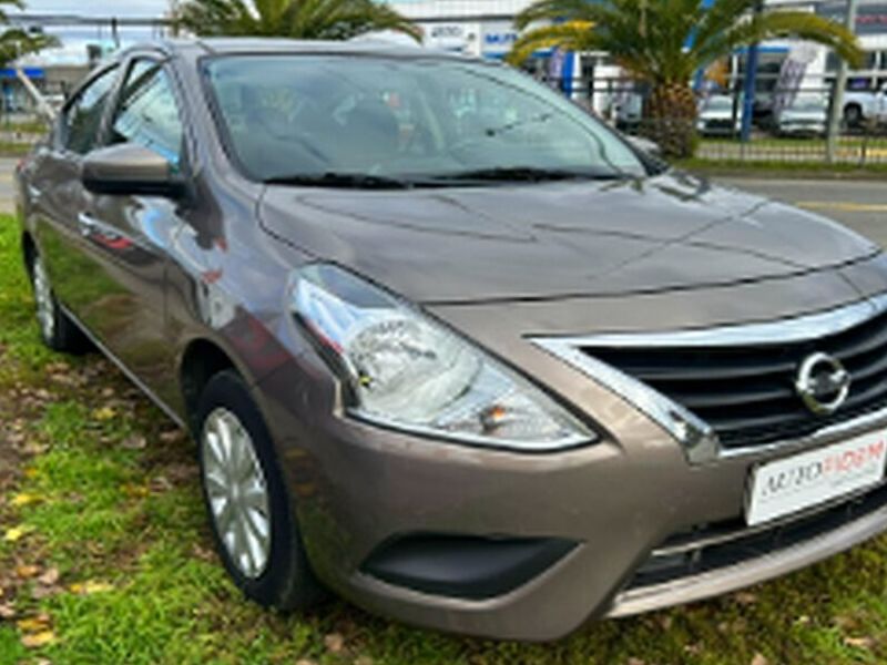 Nissan Versa Chile 