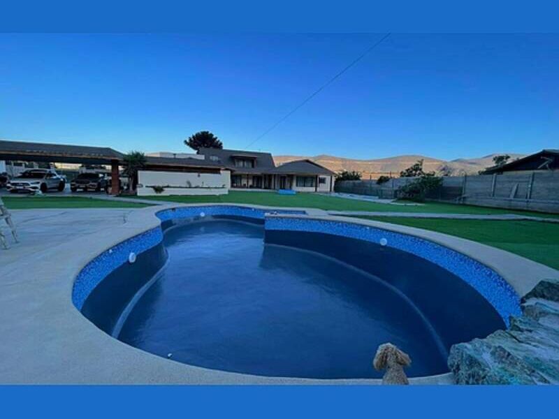 Piscinas  mantenimiento  Chile