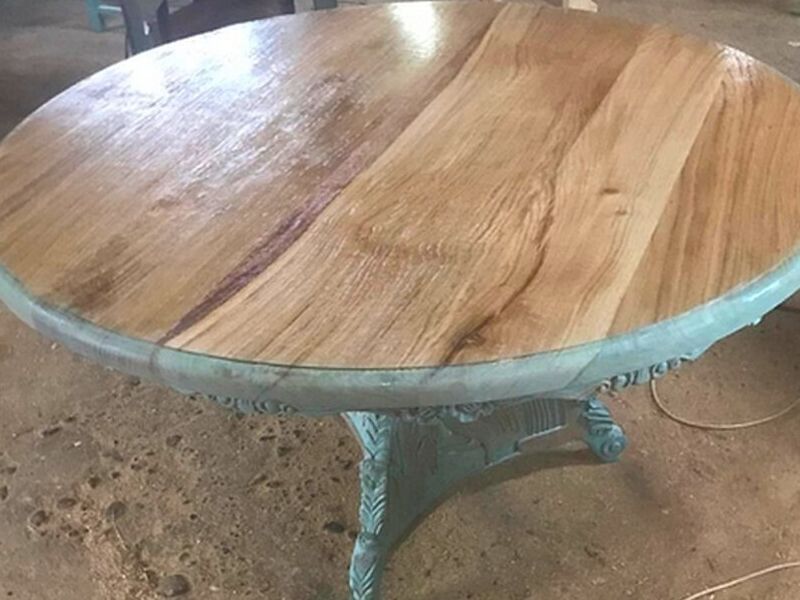 Mesa comedor redonda TRIAGUÉN